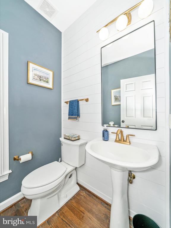4 Tile Silo Ct