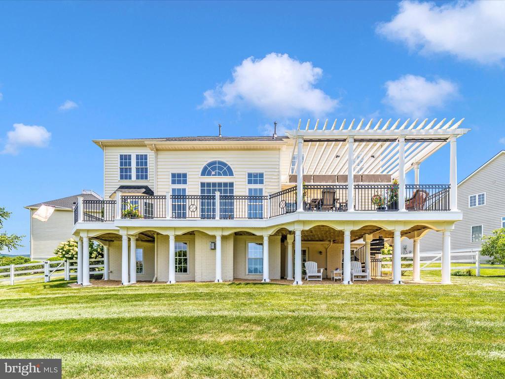 4 Tile Silo Ct