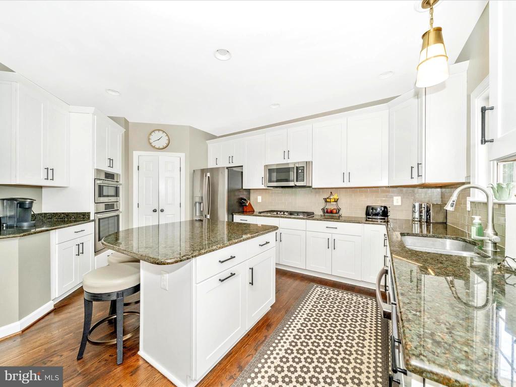 4 Tile Silo Ct