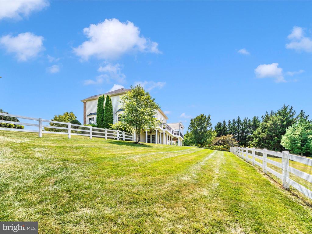 4 Tile Silo Ct