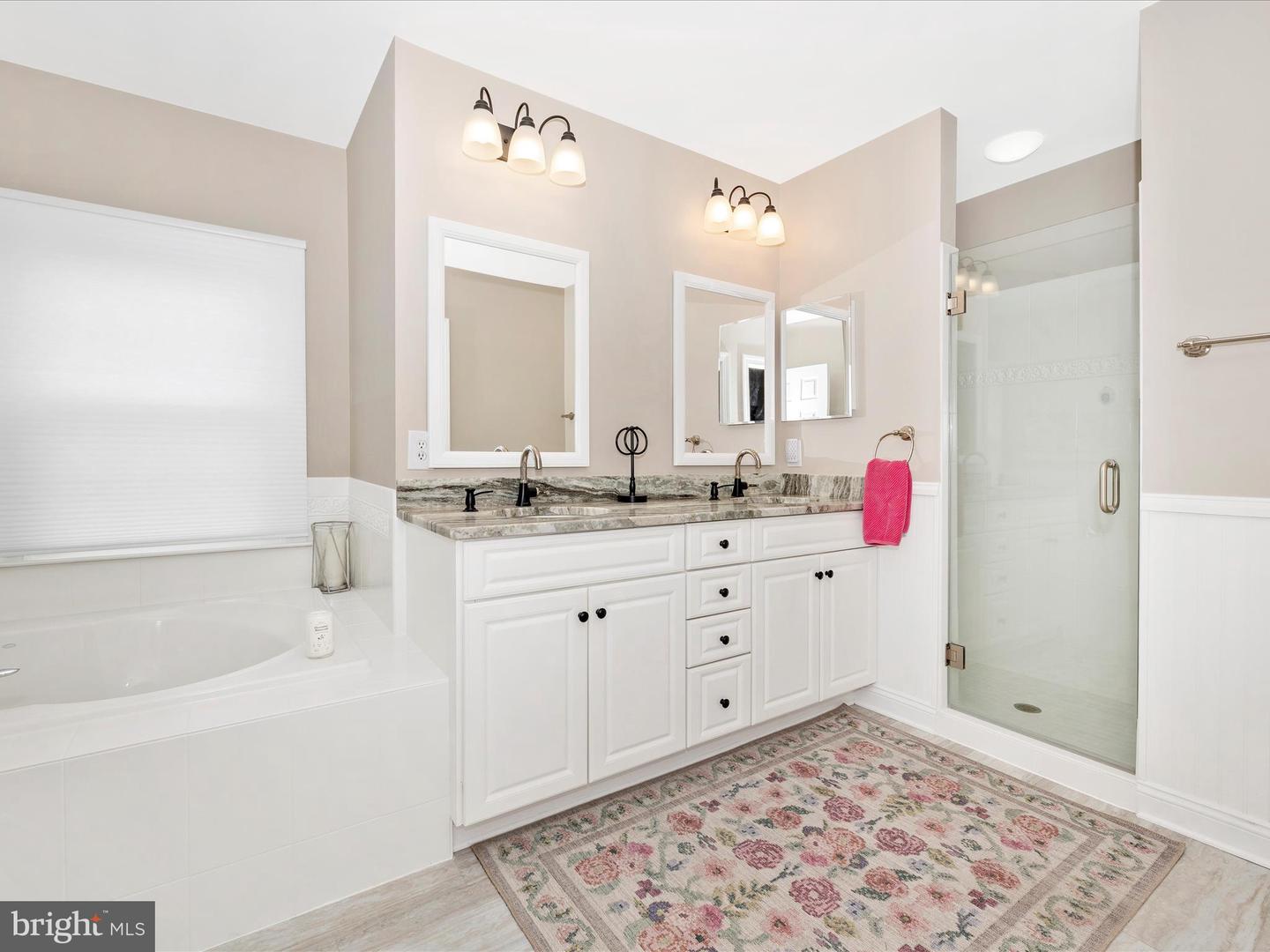 9705 Woodfield Ct