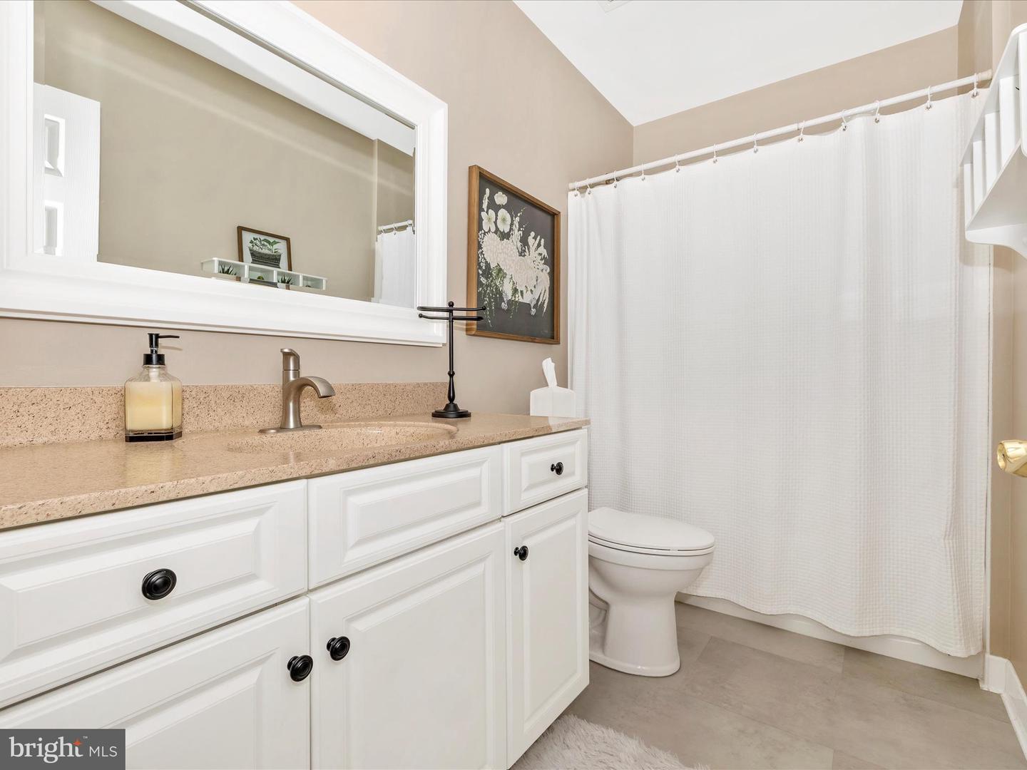 9705 Woodfield Ct