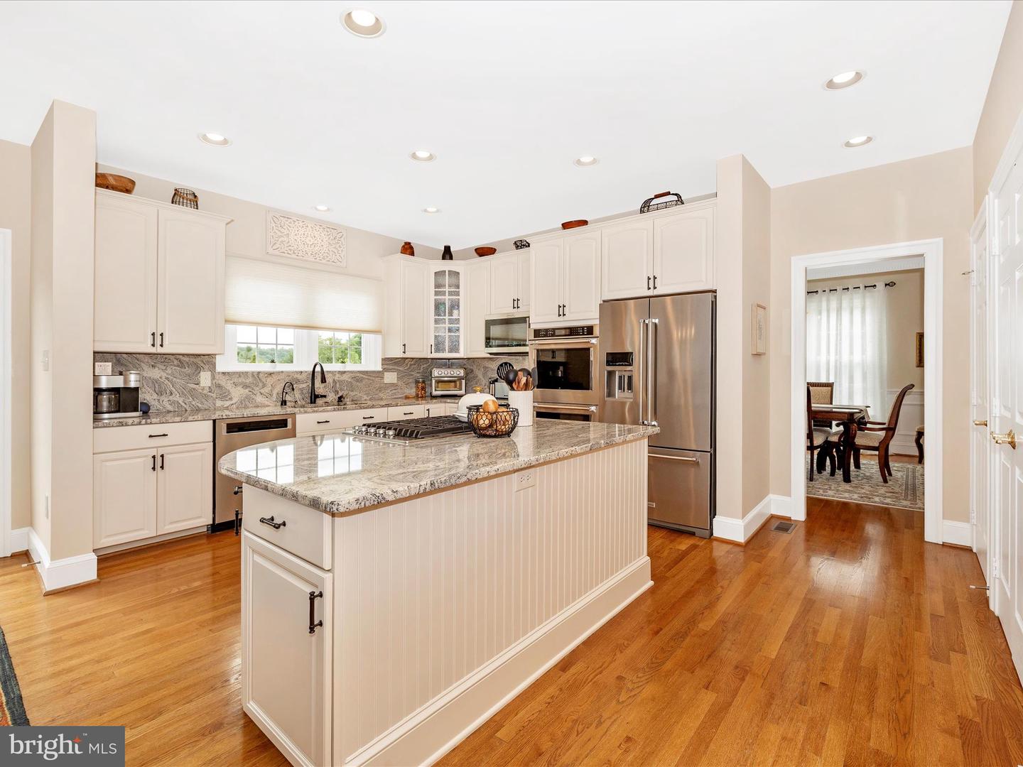 9705 Woodfield Ct