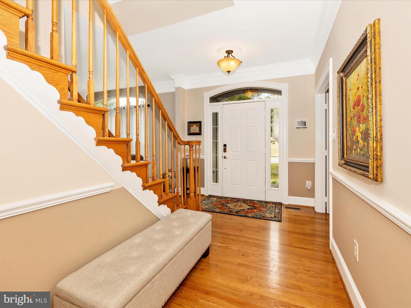 9705 Woodfield Ct
