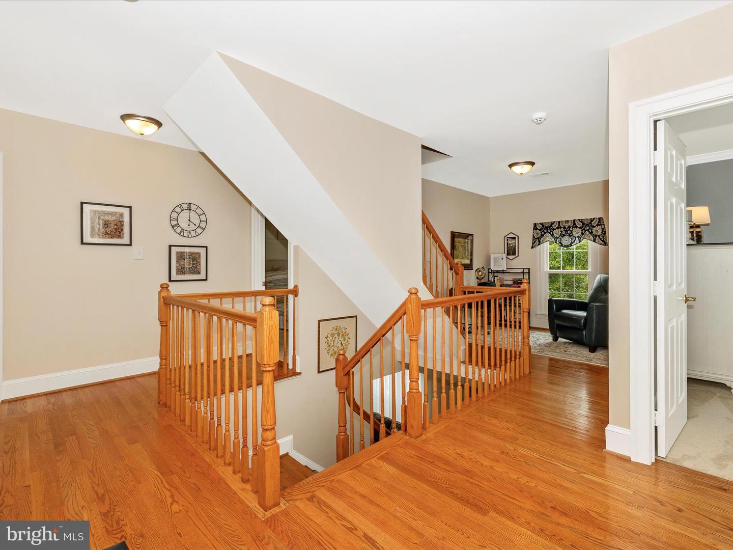 9705 Woodfield Ct