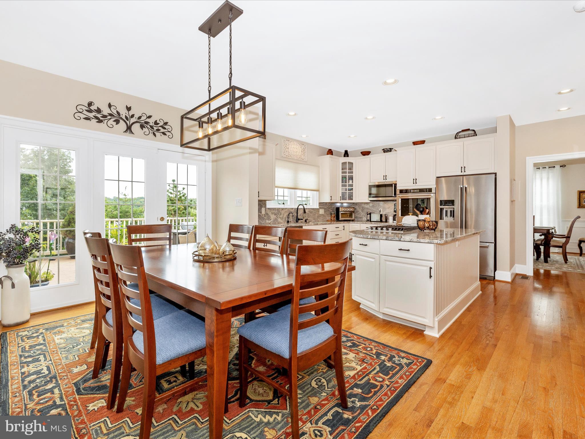 9705 Woodfield Ct
