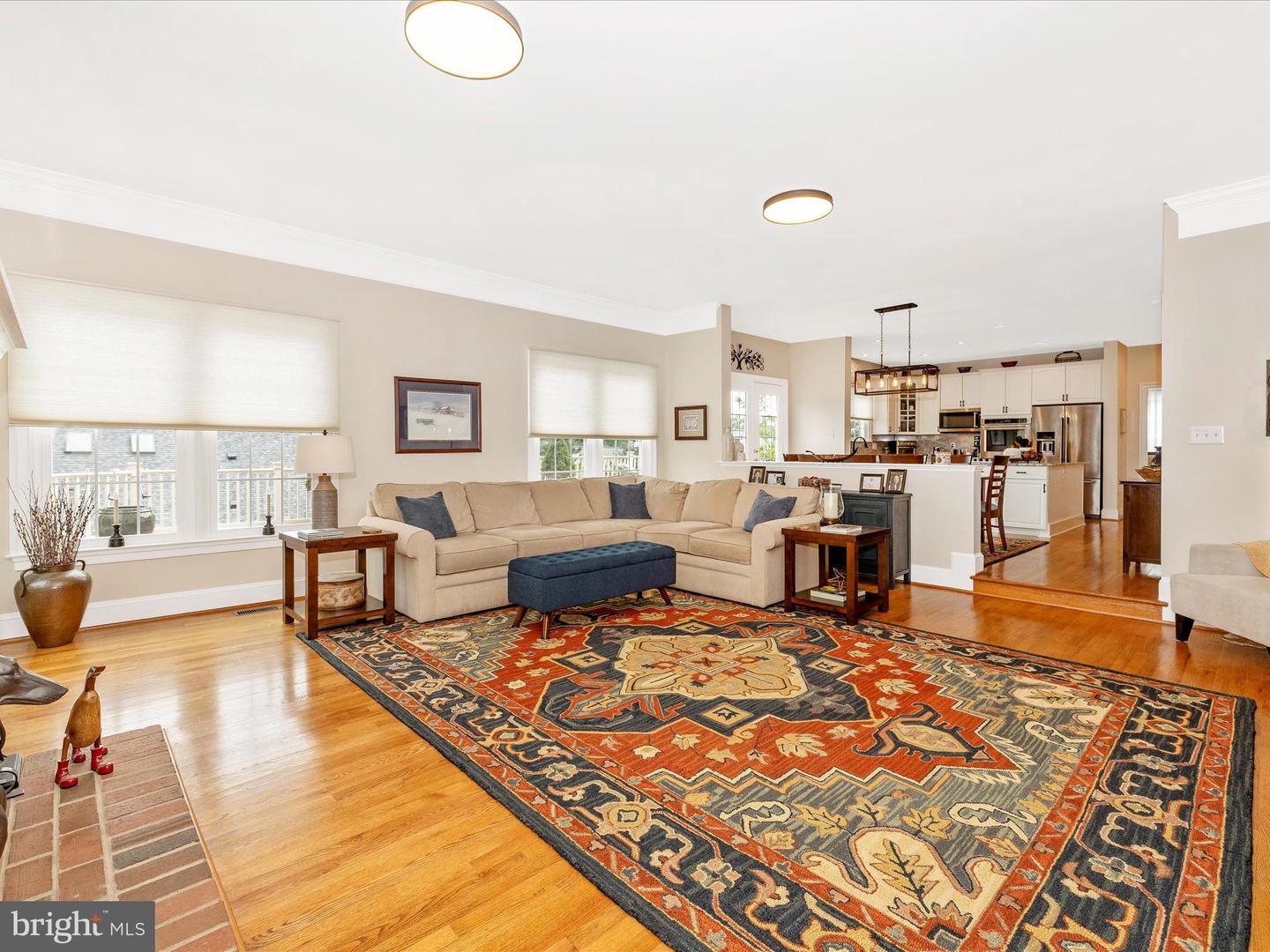 9705 Woodfield Ct