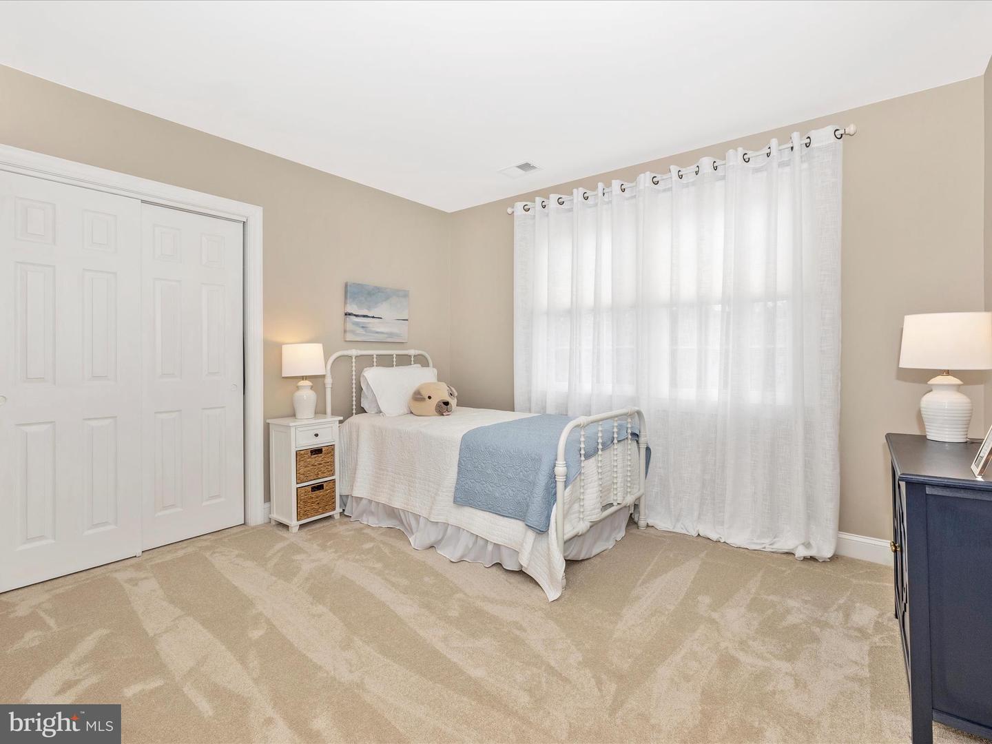 9705 Woodfield Ct