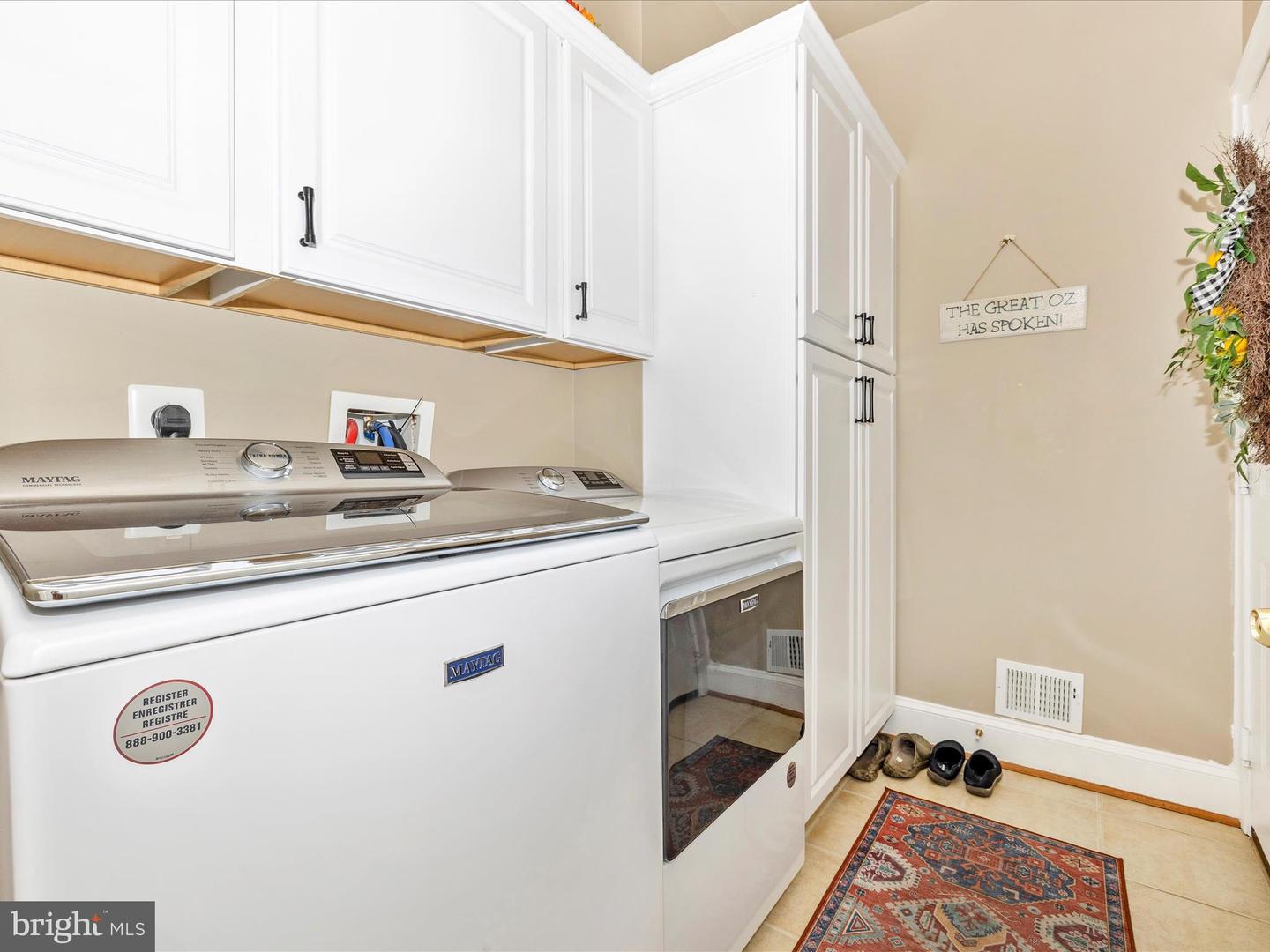 9705 Woodfield Ct