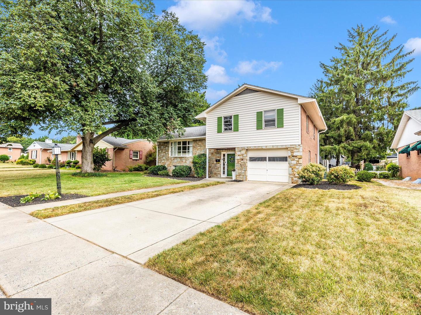703 Wyngate Dr