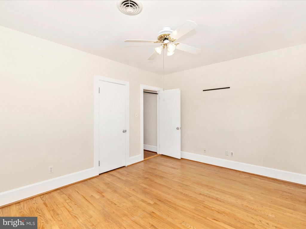21 Frederick Ave