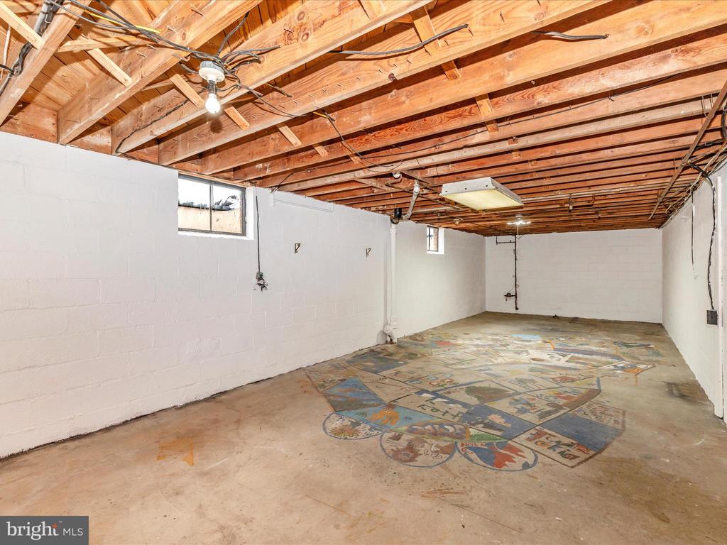 21 Frederick Ave