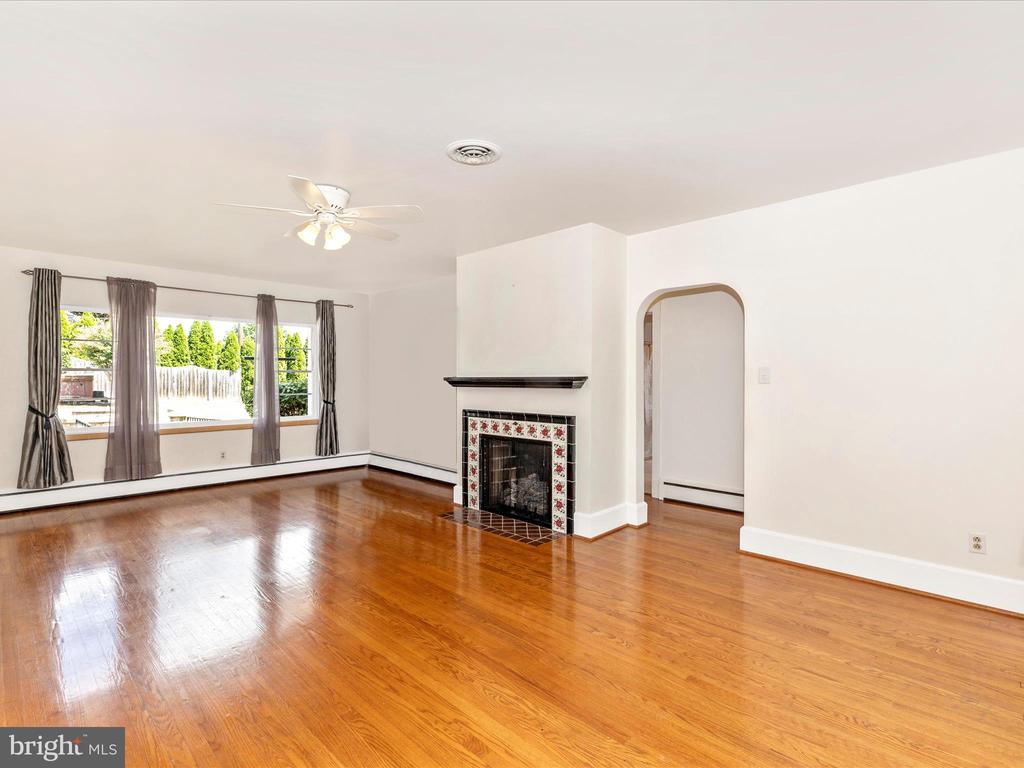 21 Frederick Ave