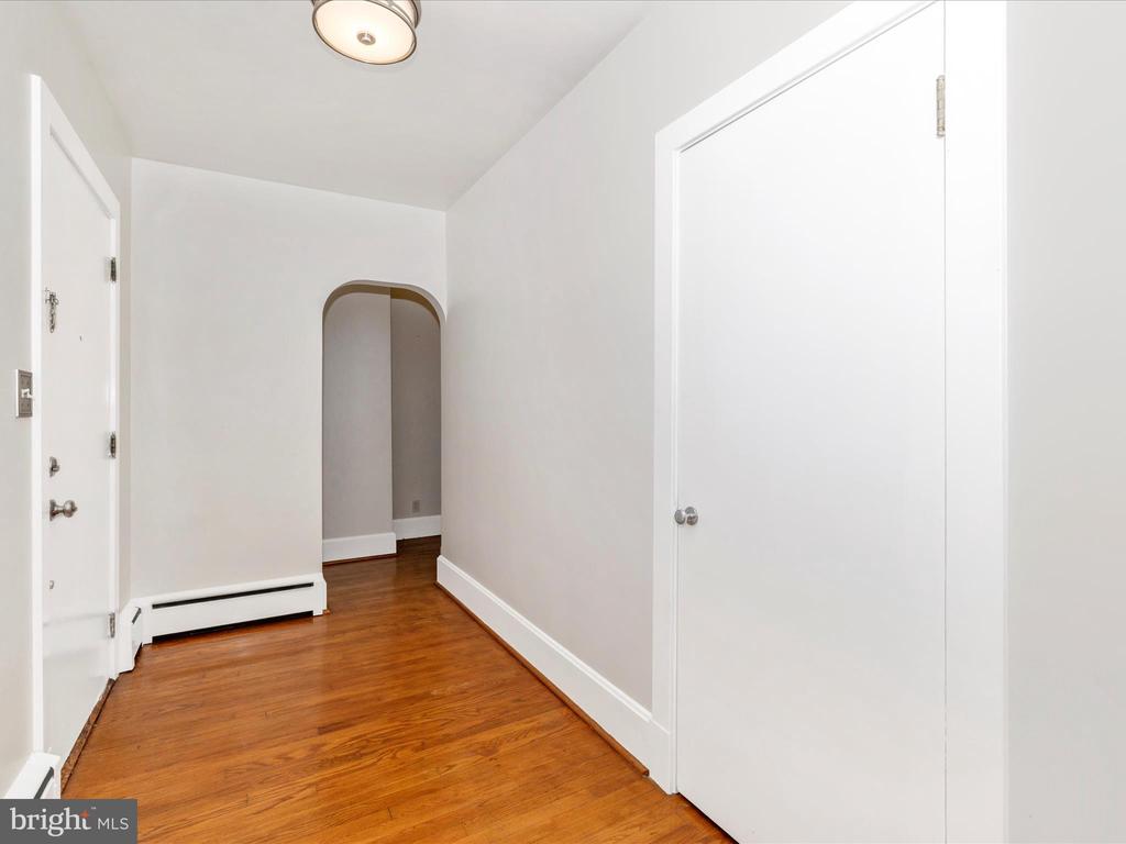21 Frederick Ave