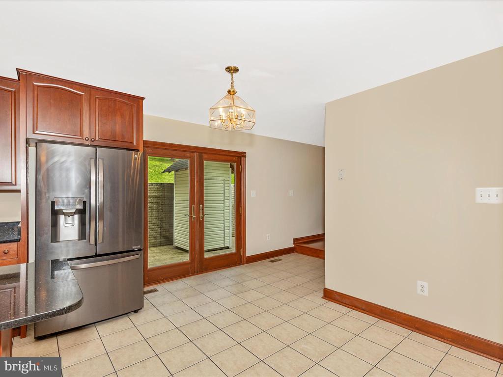 10433 GRINDSTONE RUN ROAD