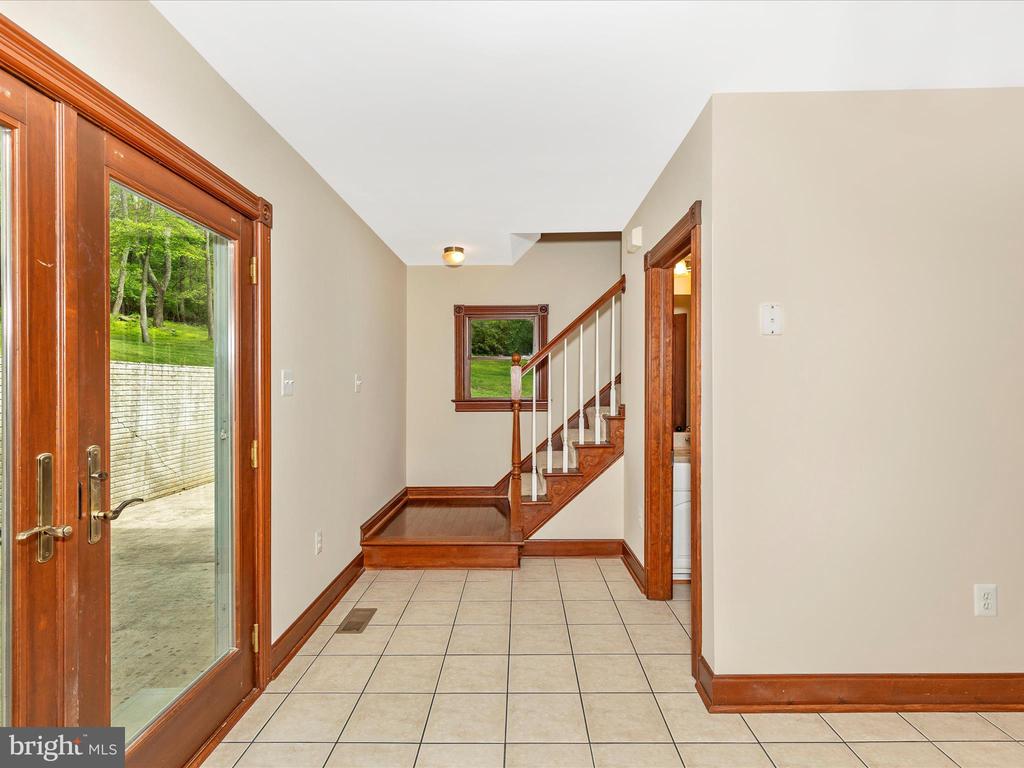 10433 GRINDSTONE RUN ROAD