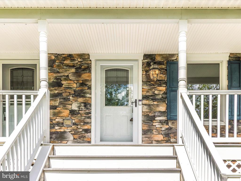 10433 GRINDSTONE RUN ROAD
