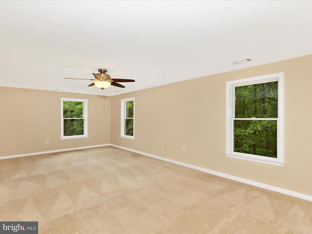 10433 GRINDSTONE RUN ROAD