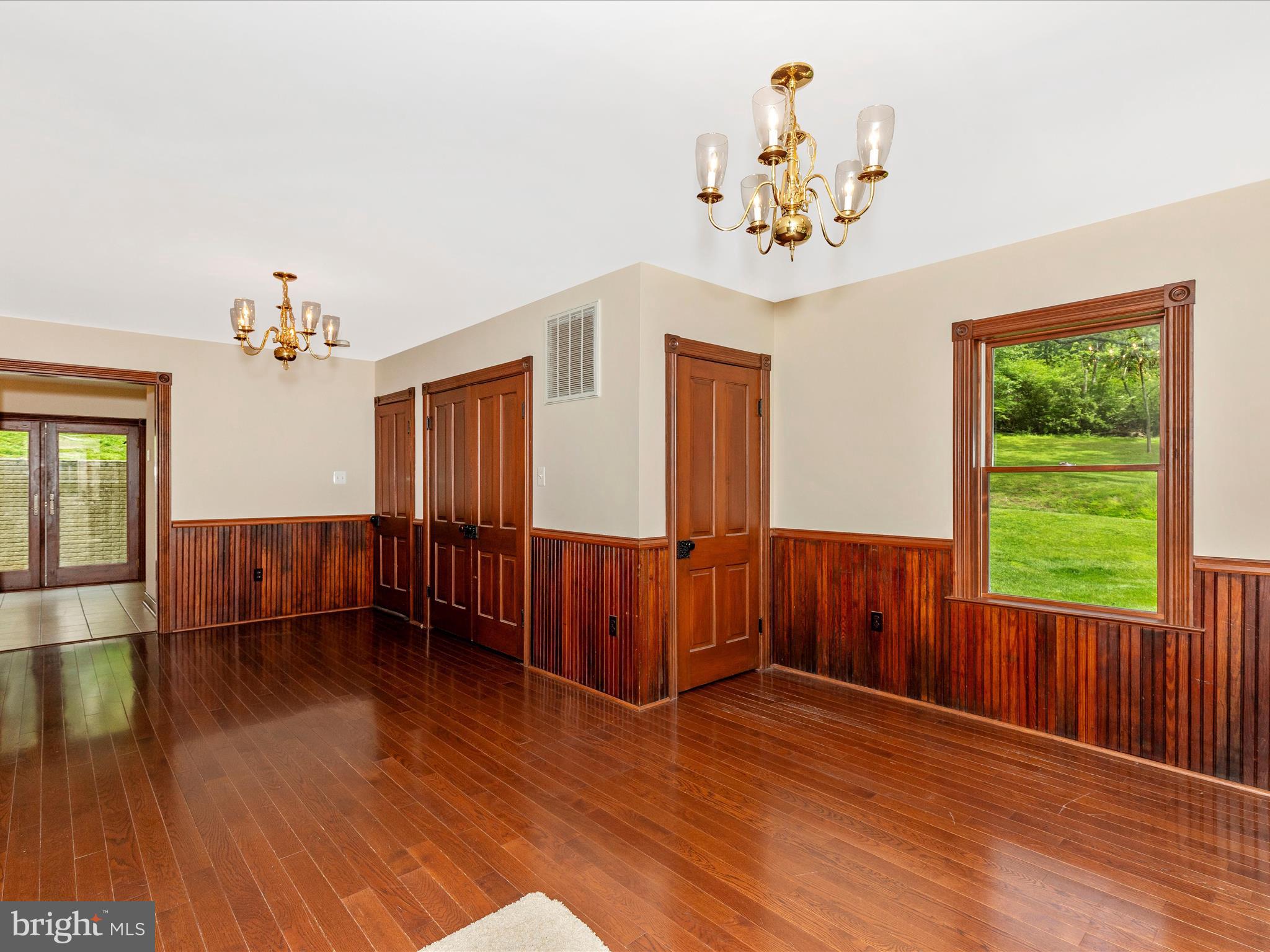 10433 GRINDSTONE RUN ROAD