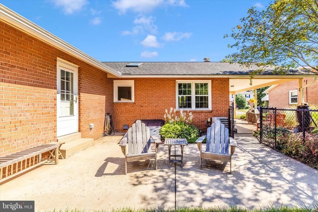 248 WYNGATE DRIVE