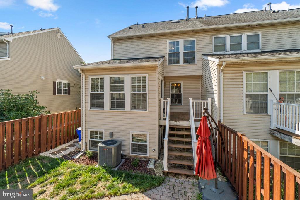 1619 COOPERS WAY