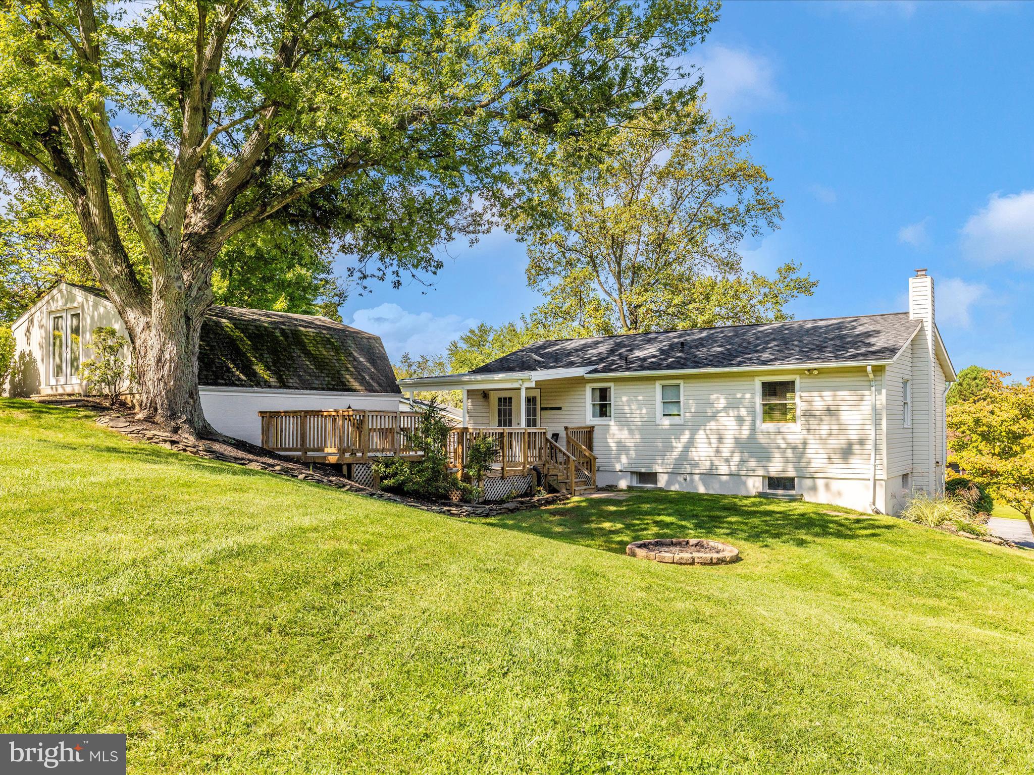 7291 BEECHTREE LANE