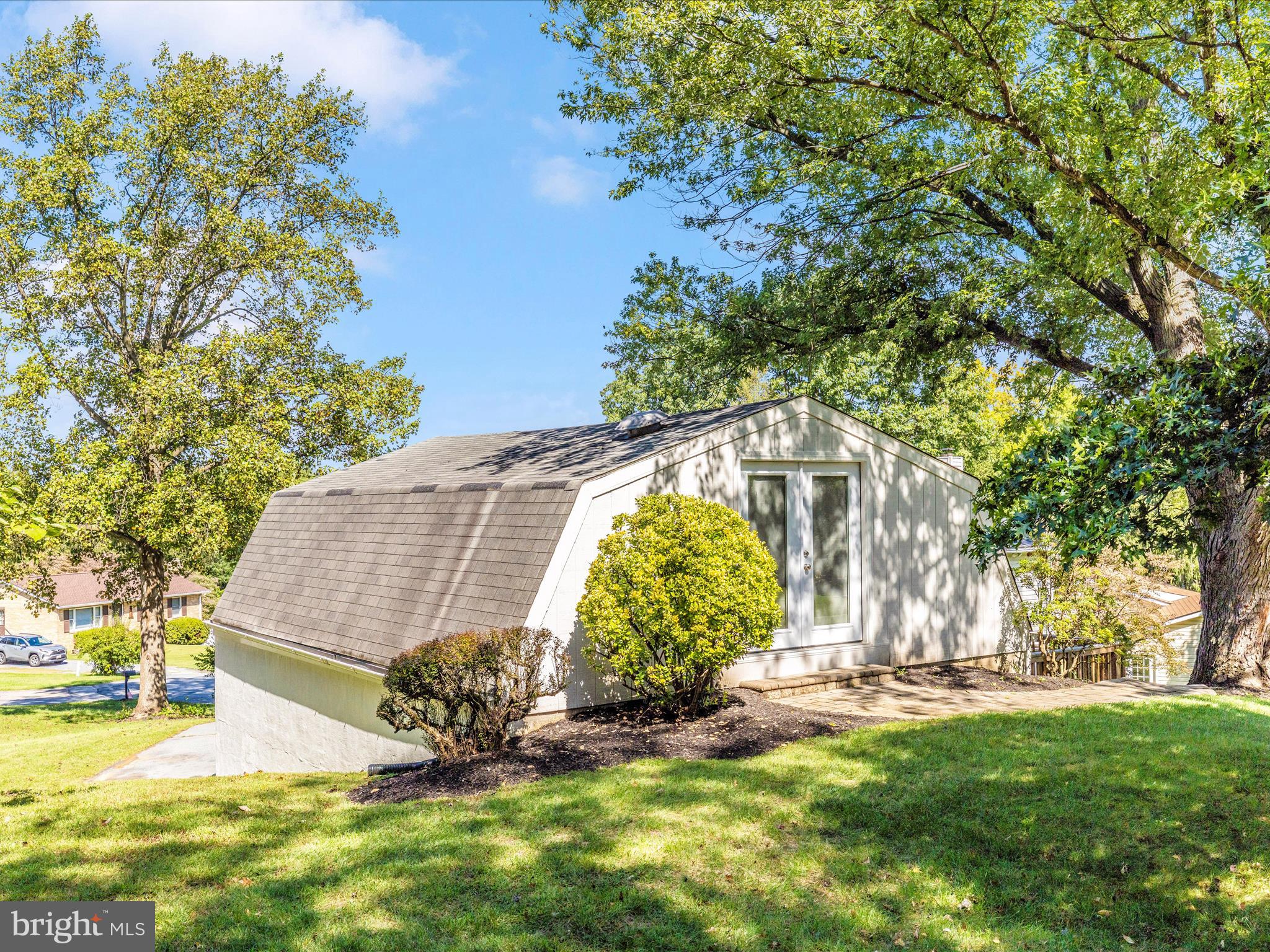7291 BEECHTREE LANE