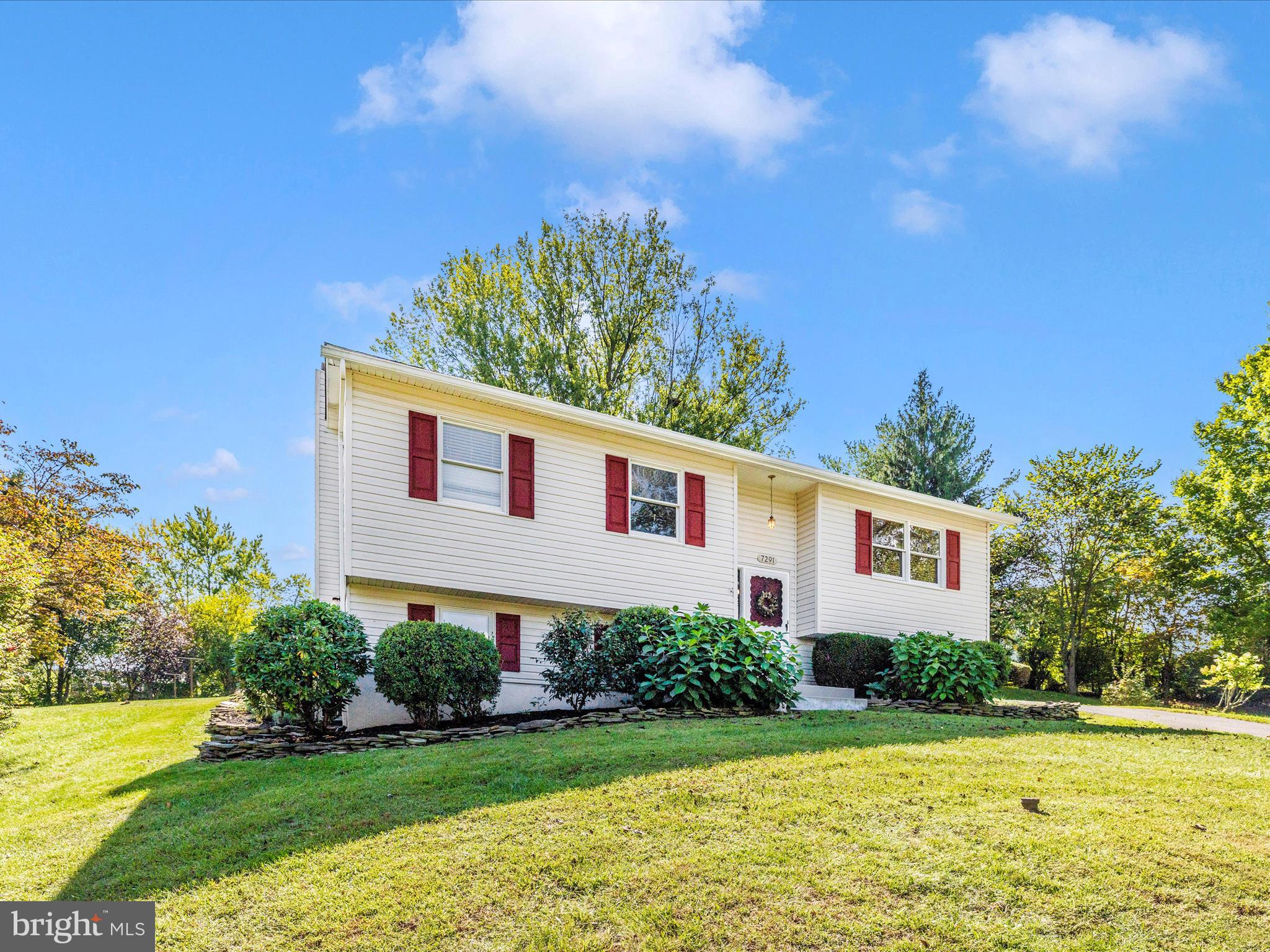 7291 BEECHTREE LANE