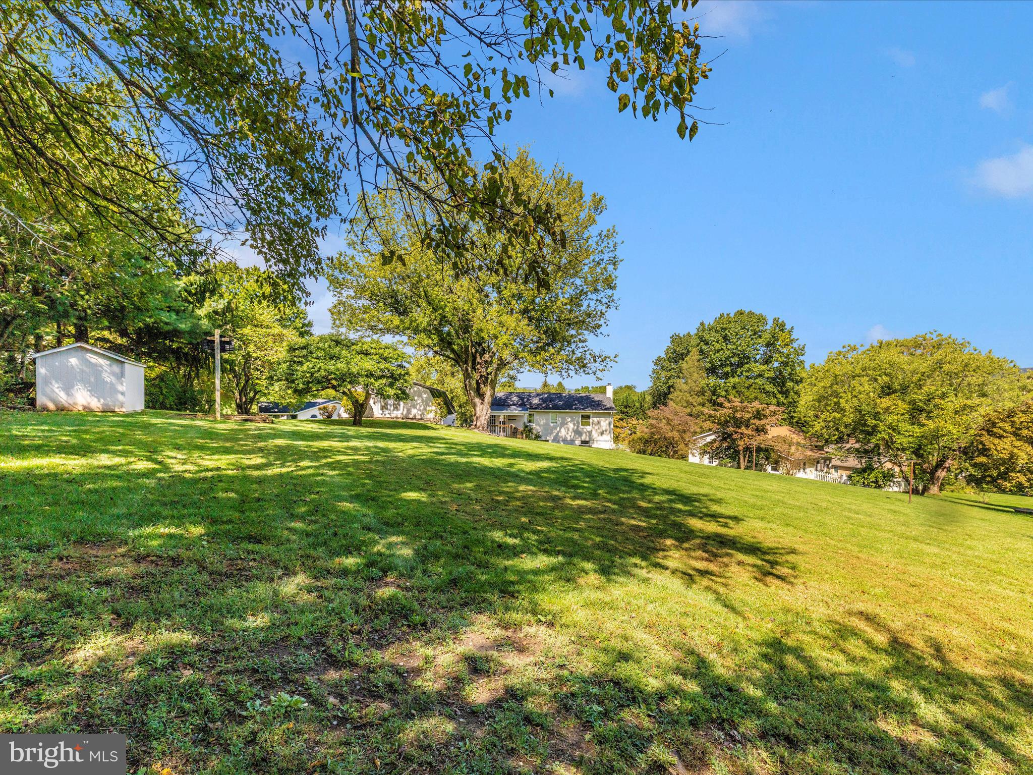 7291 BEECHTREE LANE