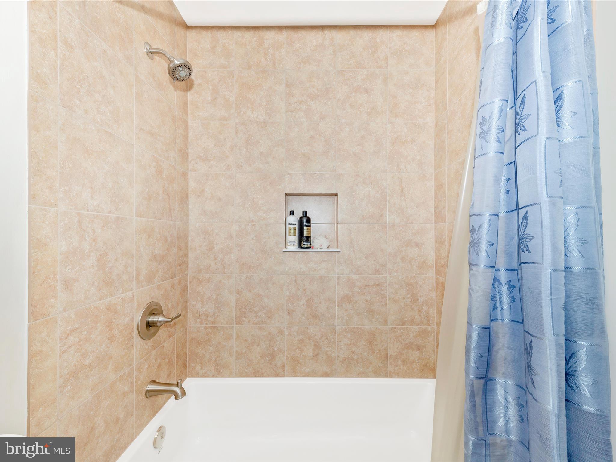 5816 BOX ELDER COURT