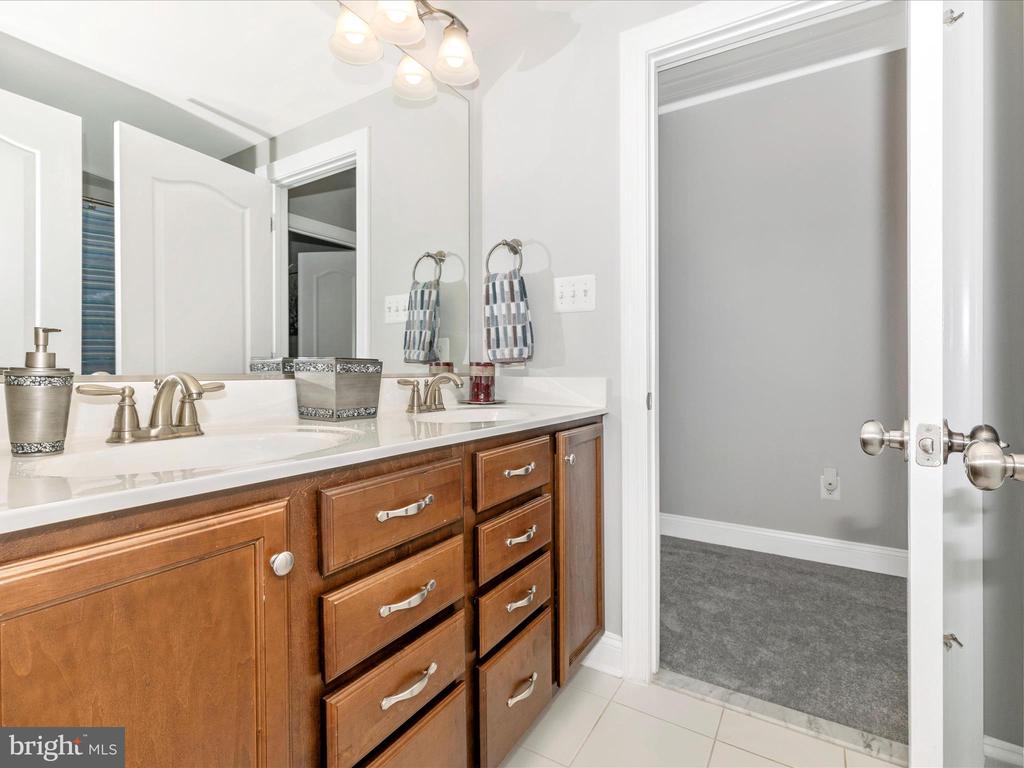 1315 HOPE FARM COURT