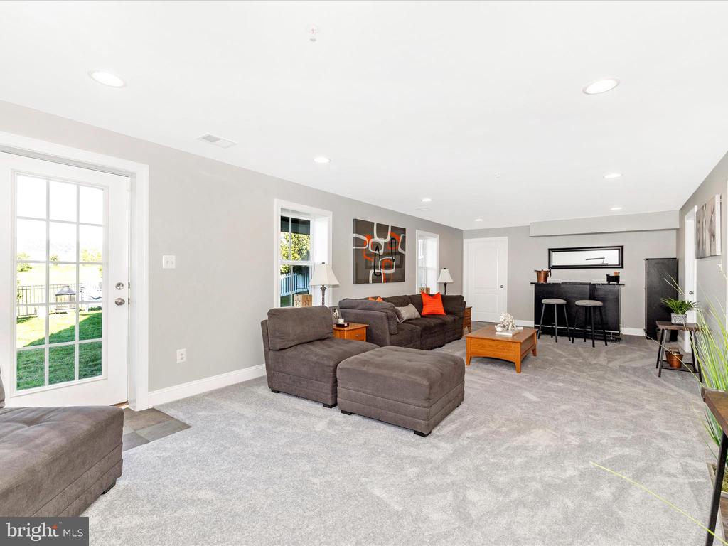 1315 HOPE FARM COURT