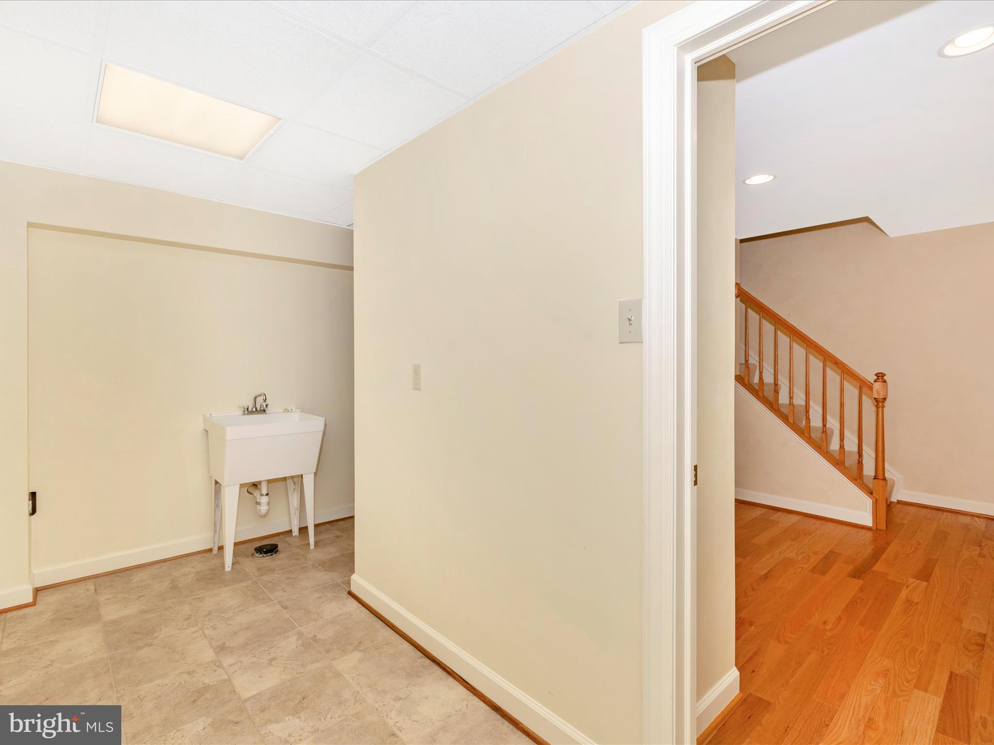 1 KELLER LANE
