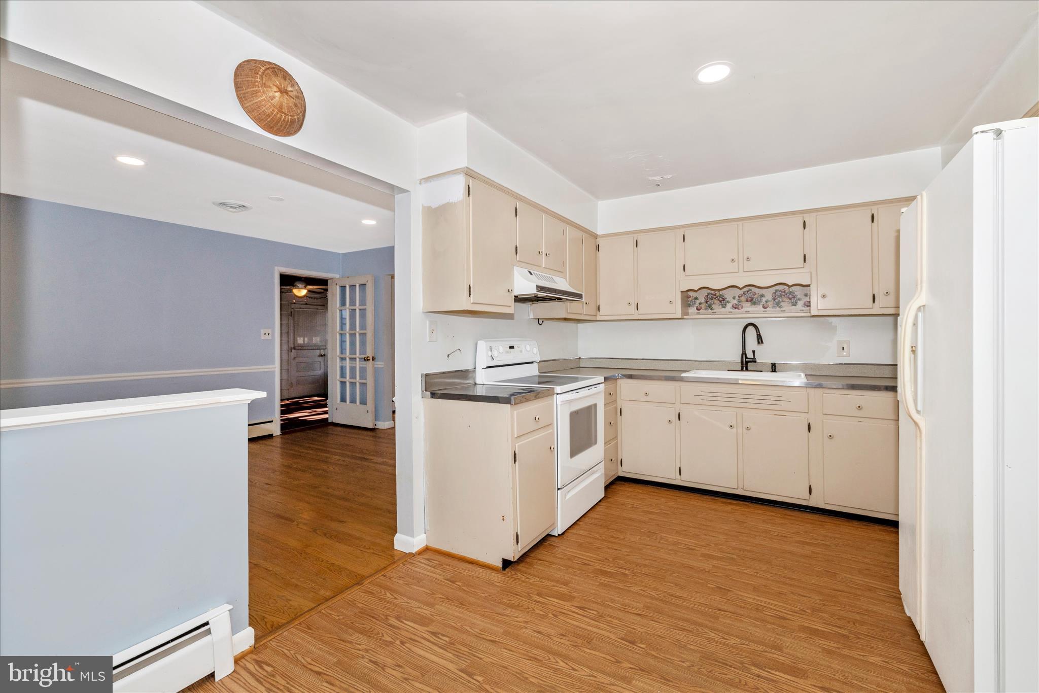 14449 LEWISDALE ROAD