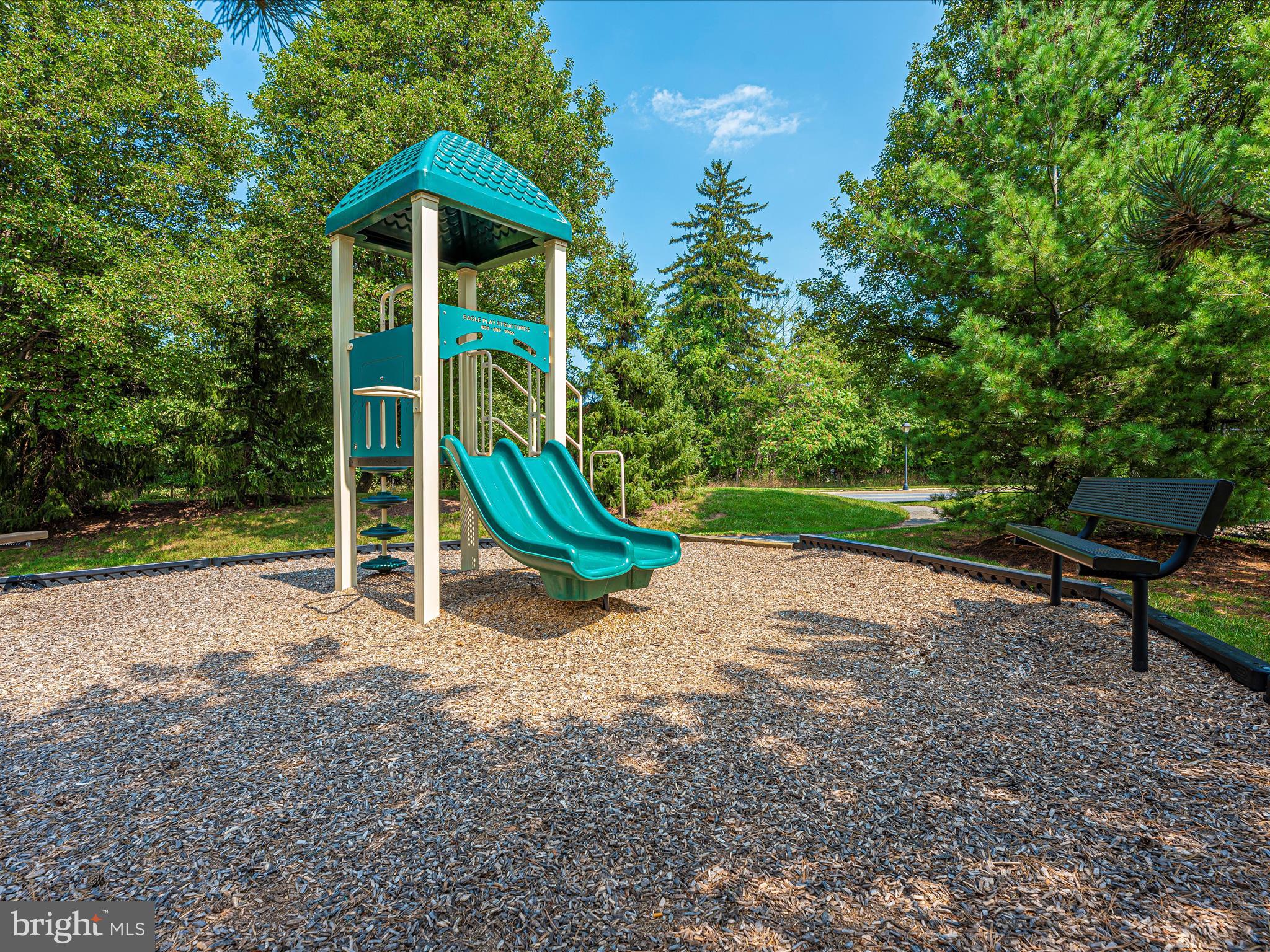 1003 LAVENPORT WAY