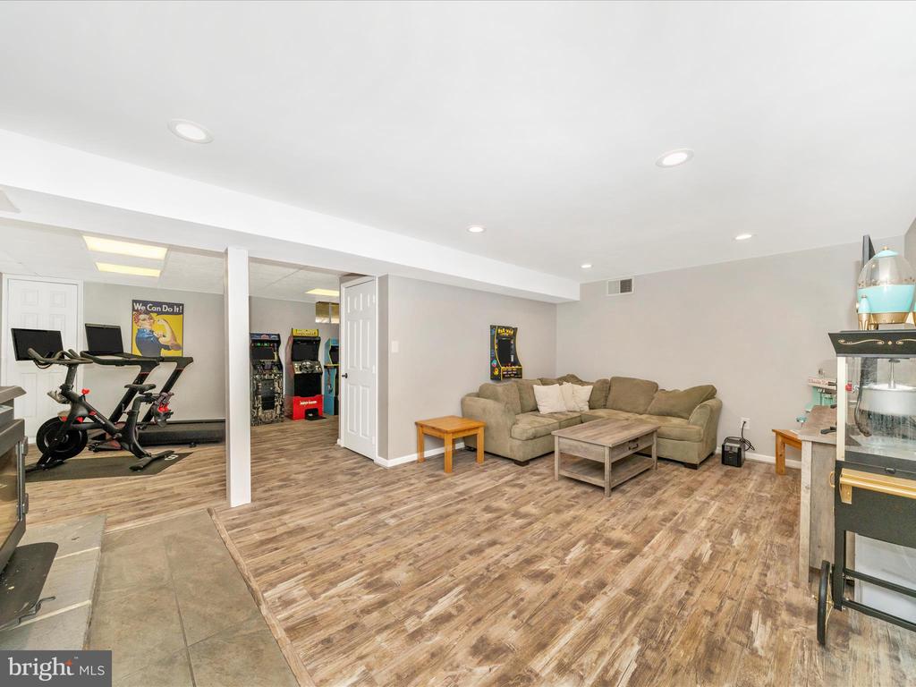 2684 LYDIA COURT