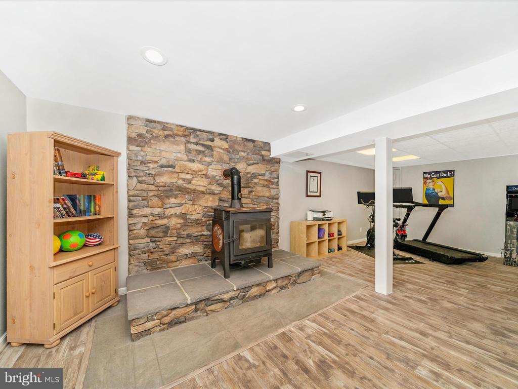 2684 LYDIA COURT