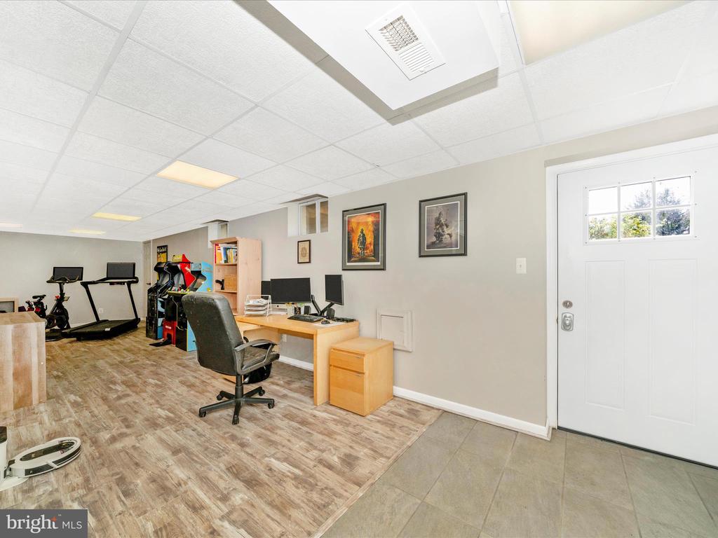 2684 LYDIA COURT