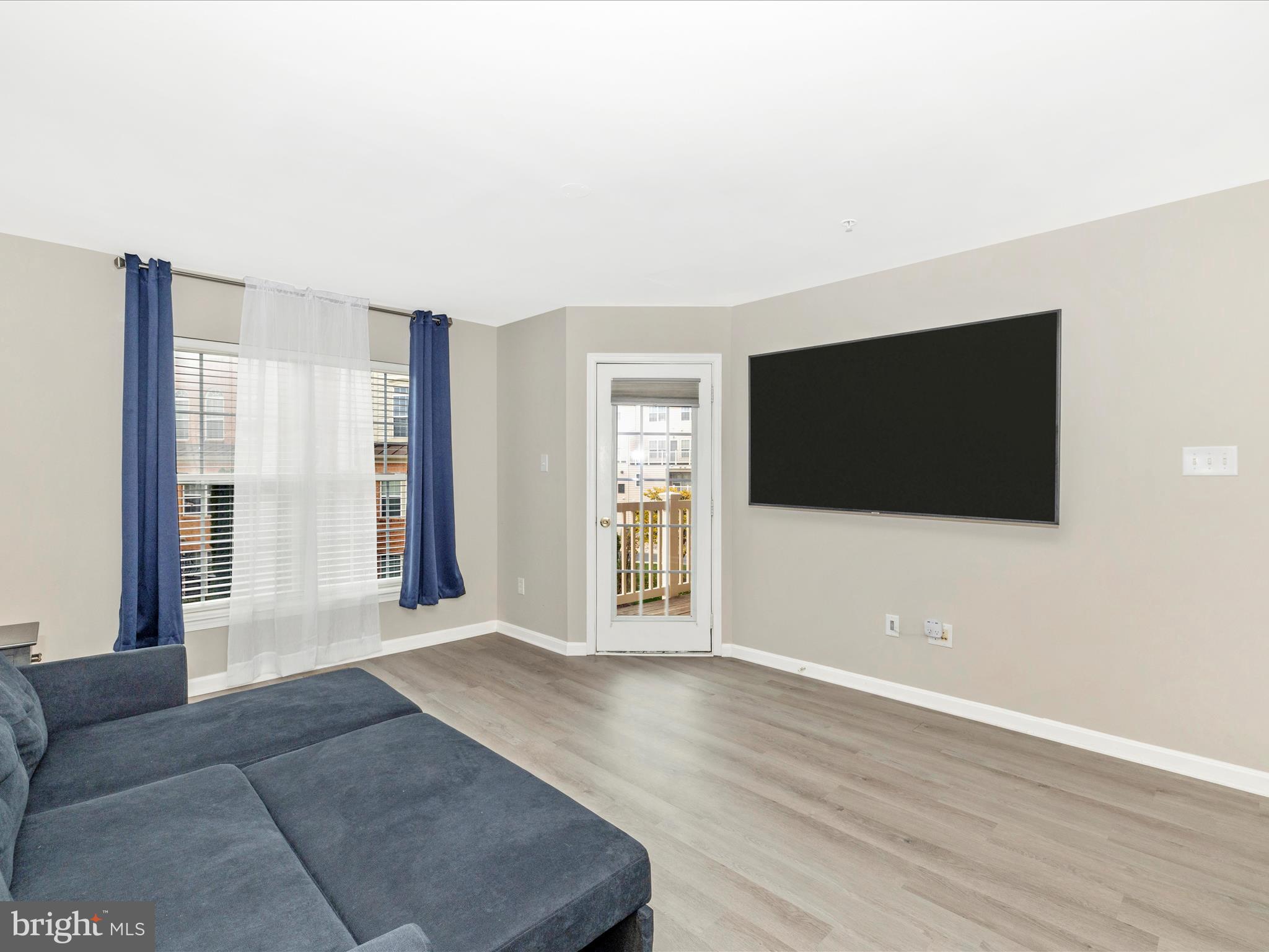 1813 WHEYFIELD DRIVE A 10-A