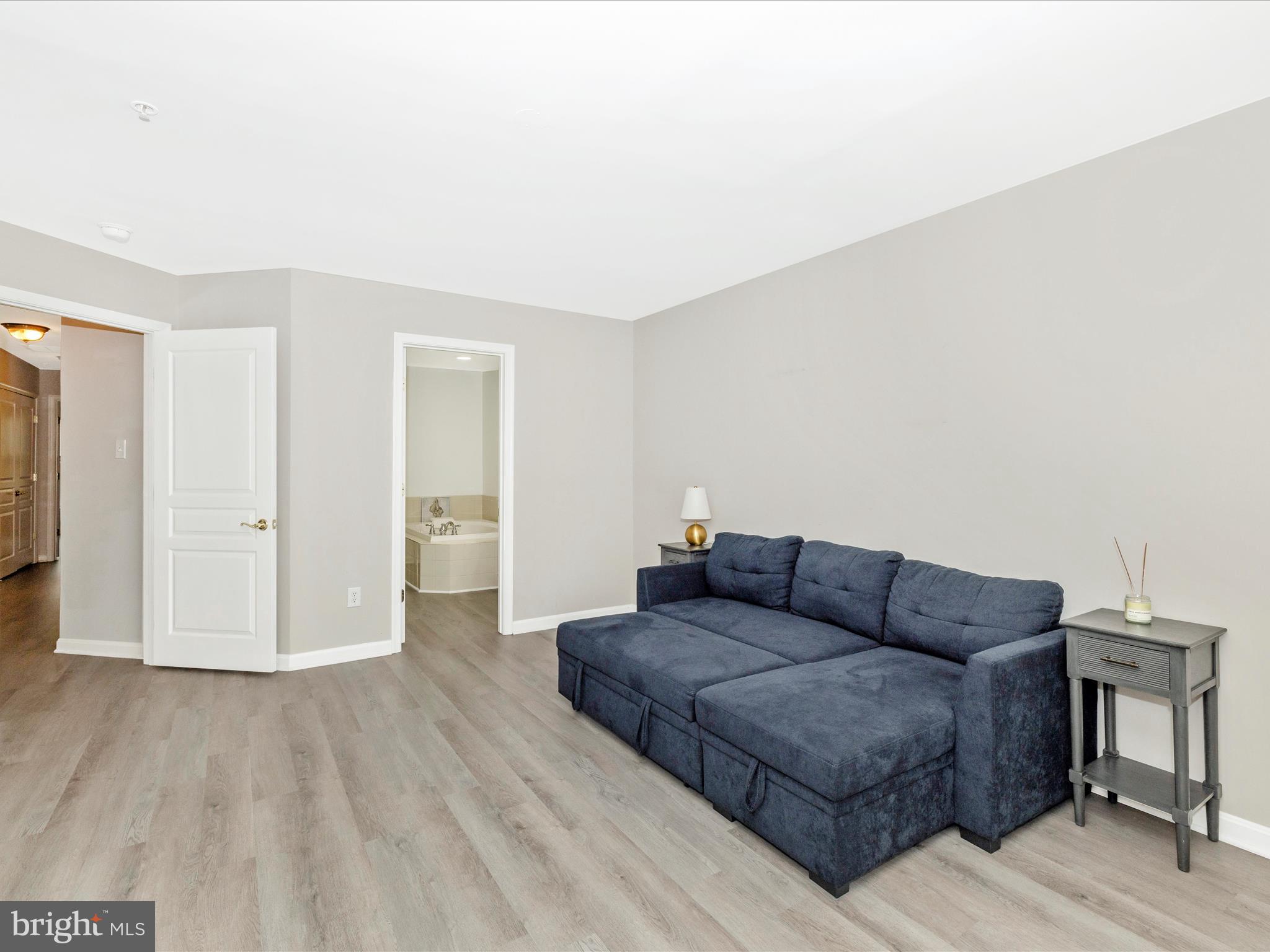 1813 WHEYFIELD DRIVE A 10-A