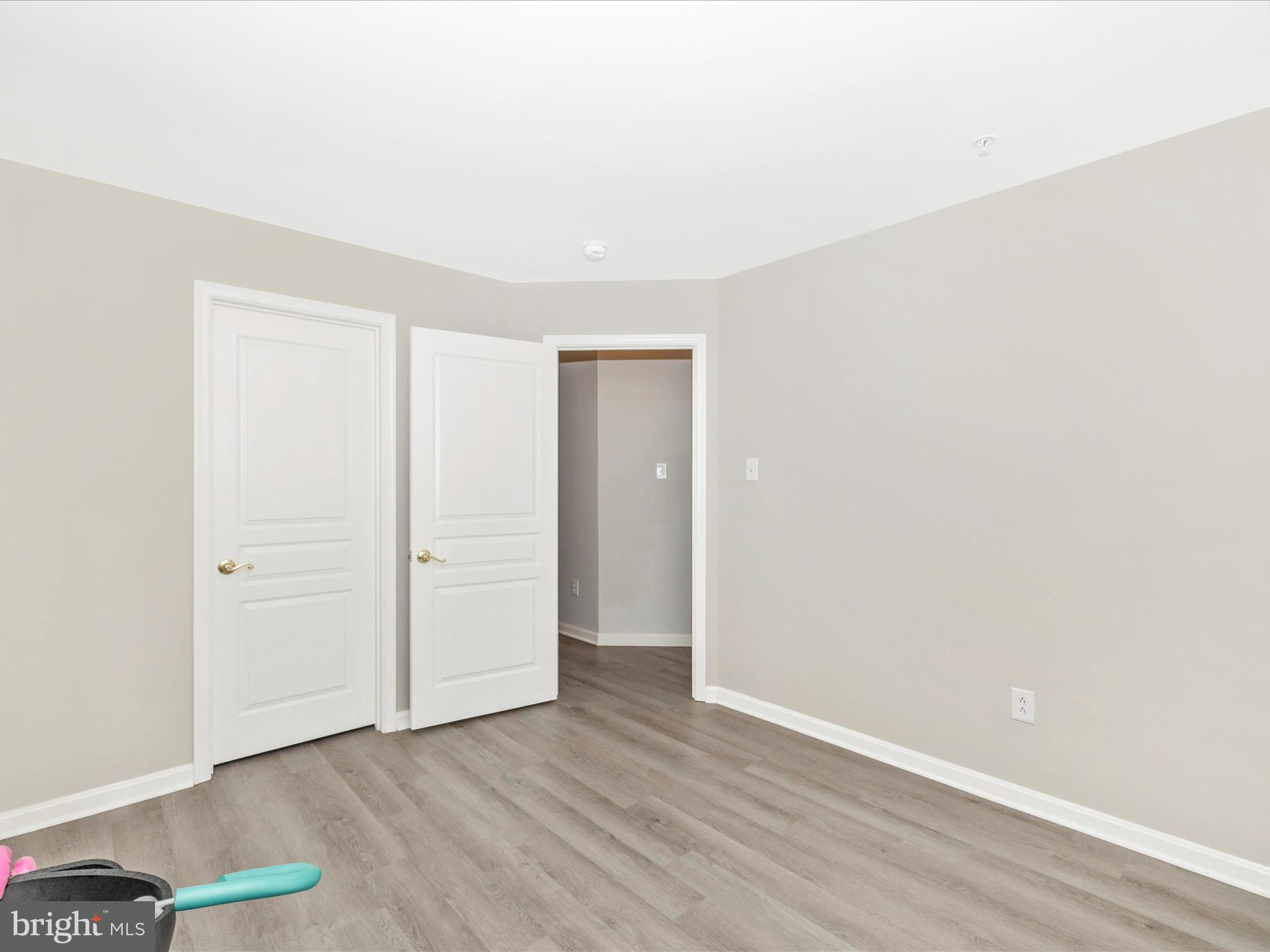 1813 WHEYFIELD DRIVE A 10-A