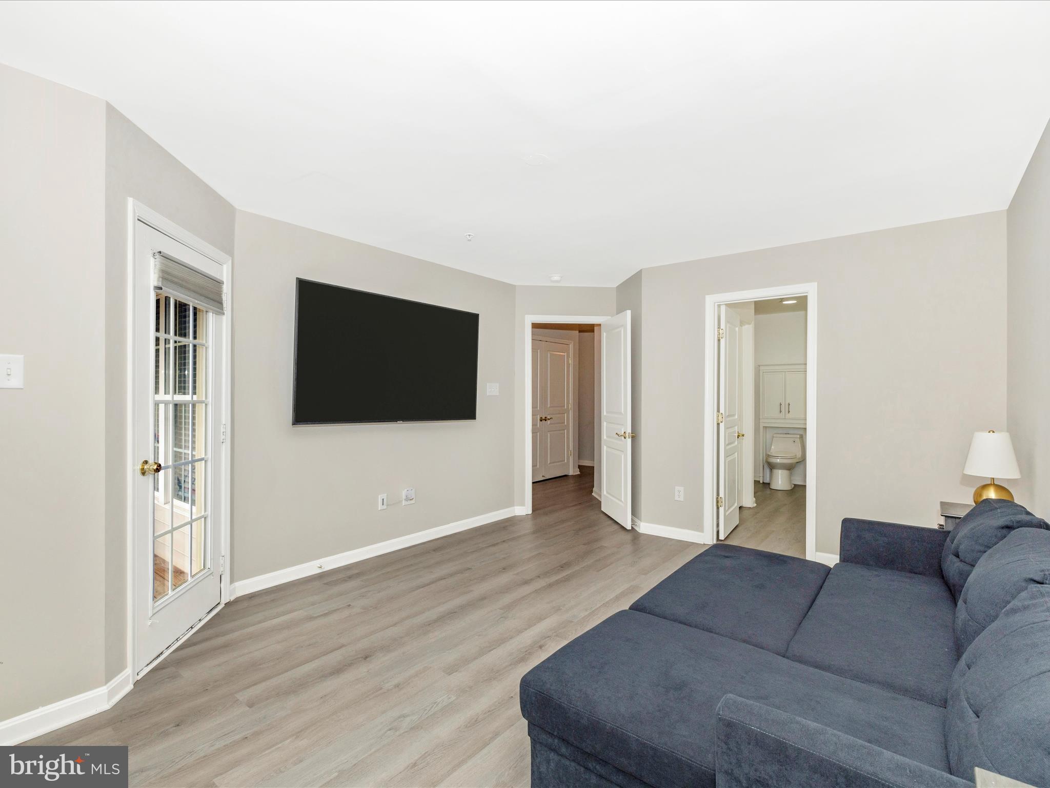 1813 WHEYFIELD DRIVE A 10-A