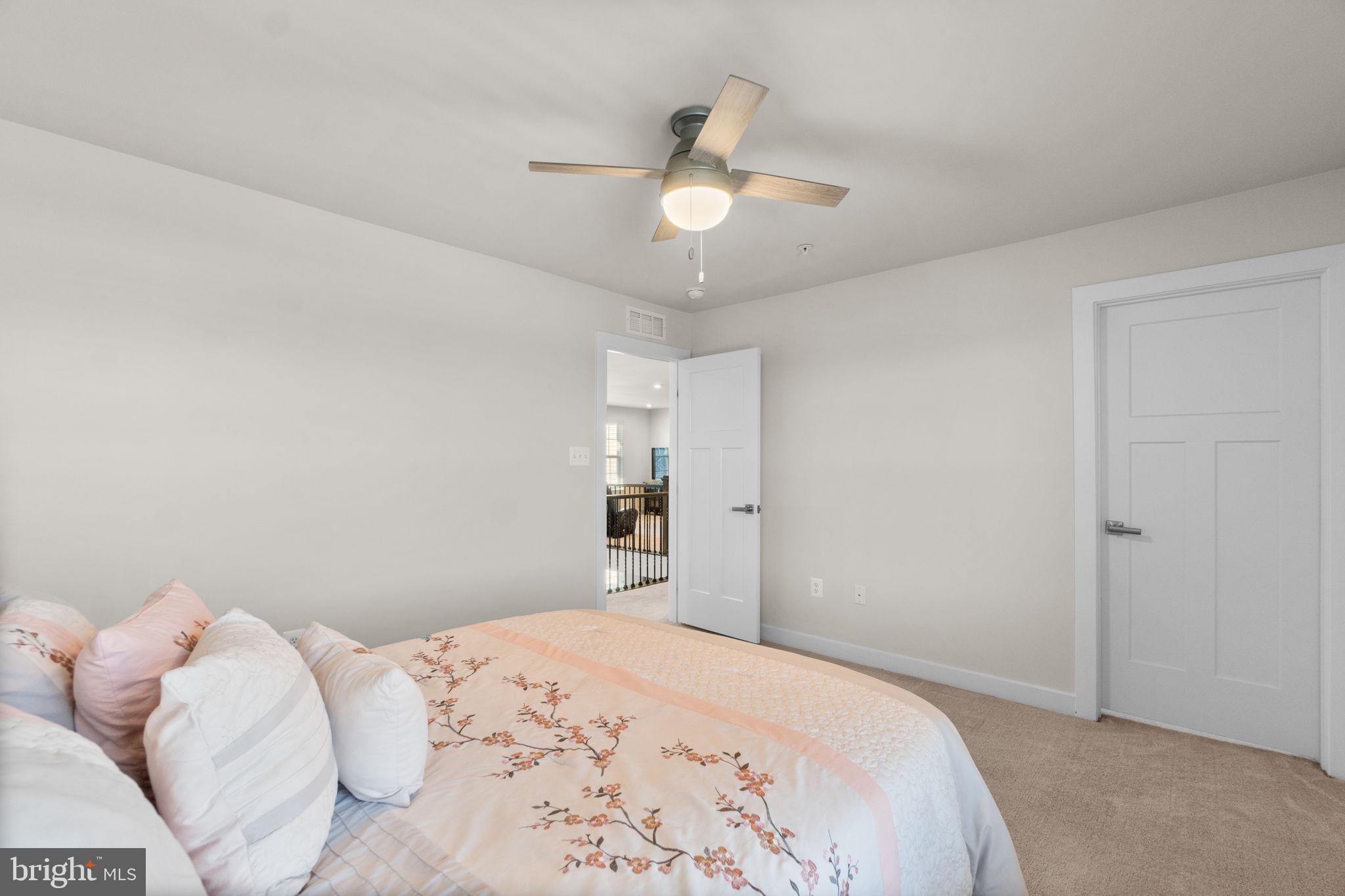 5245 RED MAPLE DRIVE