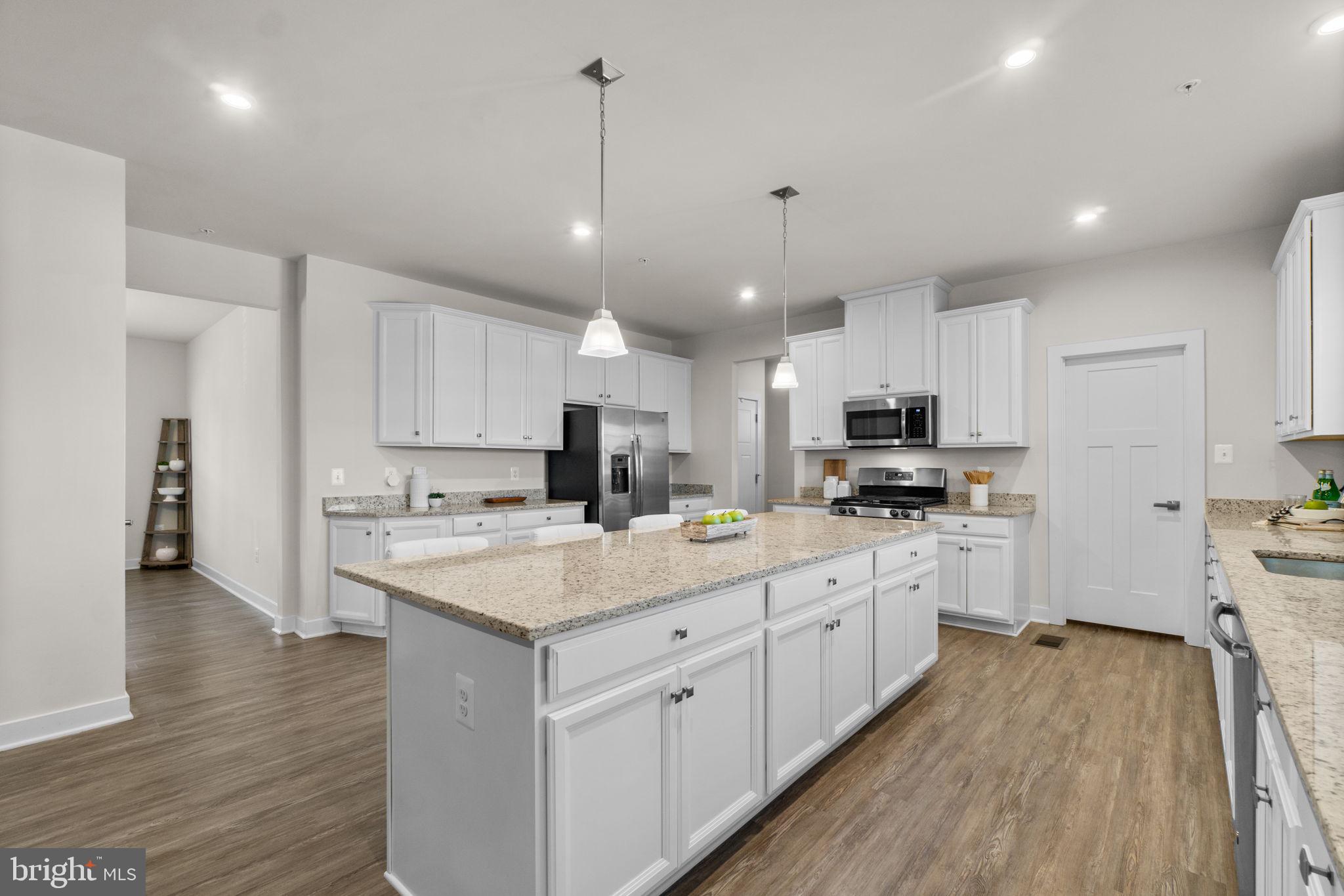 5245 RED MAPLE DRIVE