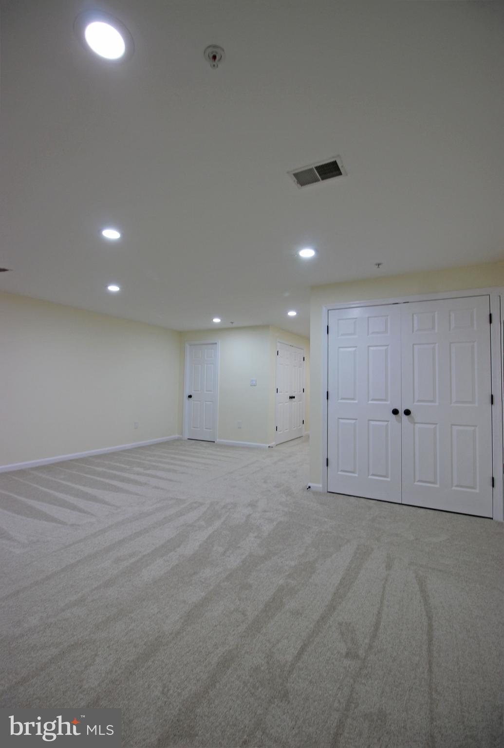 3655 ISLINGTON STREET