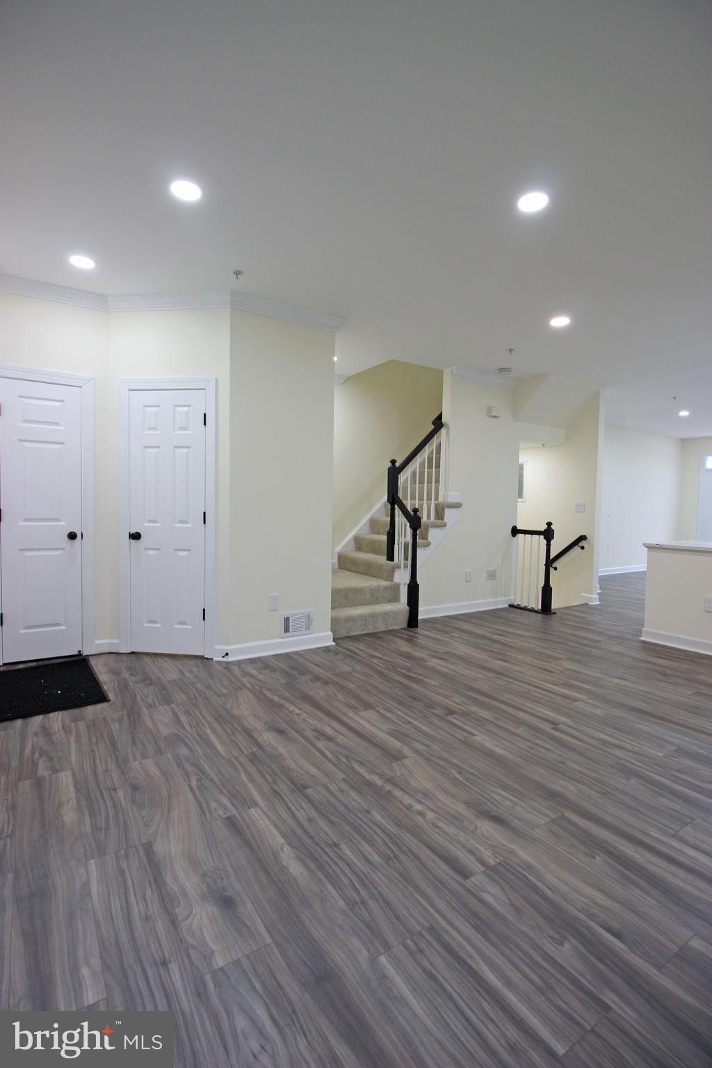 3655 ISLINGTON STREET