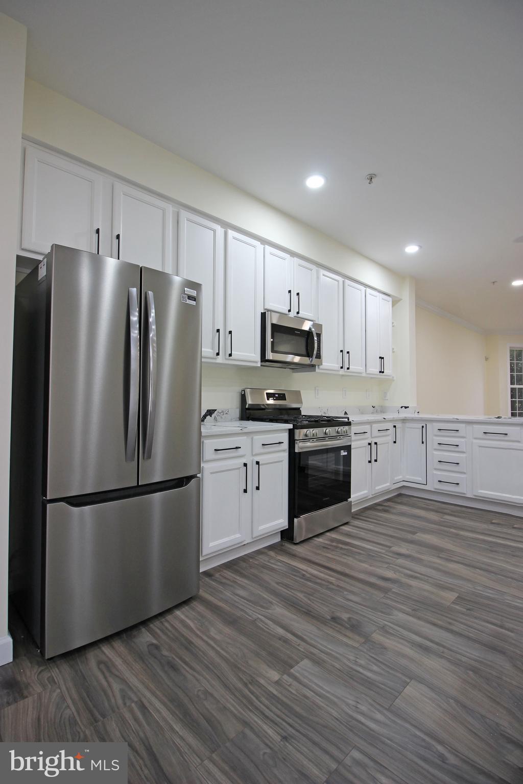 3655 ISLINGTON STREET