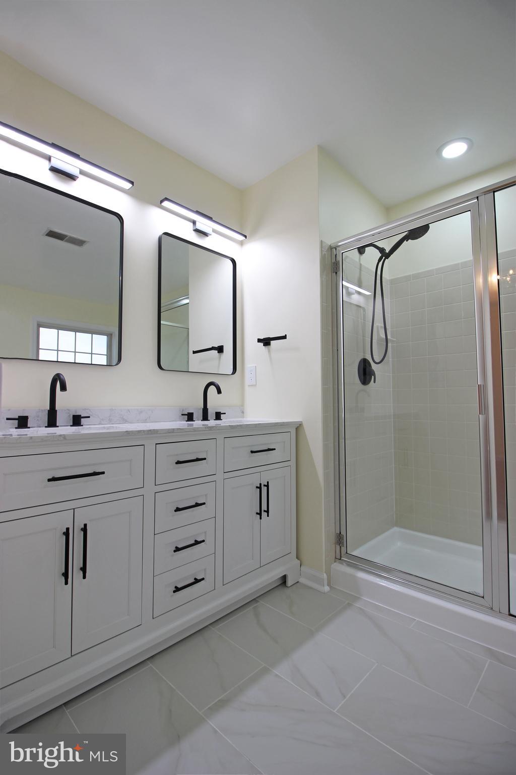 3655 ISLINGTON STREET