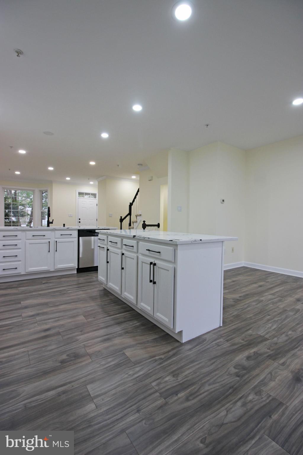 3655 ISLINGTON STREET