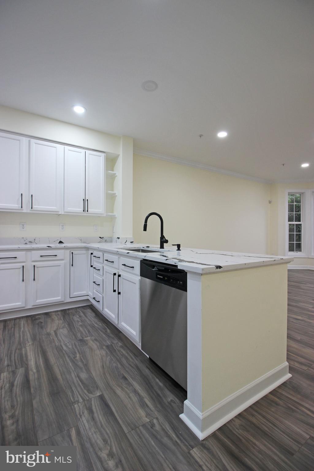 3655 ISLINGTON STREET